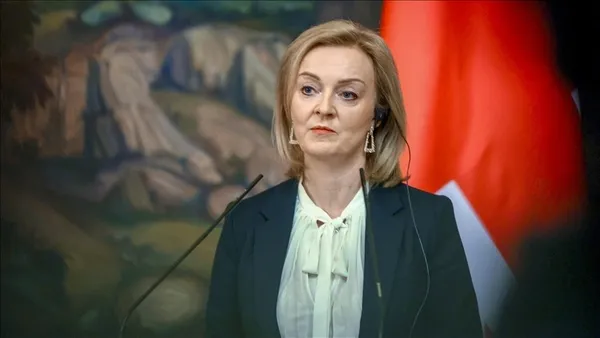 1667082160374.jpg Eski İngiltere Başbakanı Liz Truss Ruslar tarafından hacklendi! Boris Johnson da işin içinde! Vladimir Putin detayı... - 1