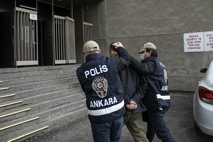Son dakika: Yunanistan'a kaçmaya çalışırken yakalanan emekli Tuğgeneral Nuri Cankıymaz tutuklandı - 3