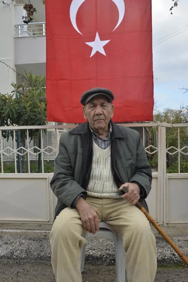 Alper Gezeravcı uzaya çıkıyor! Anne ve babasının sözleri duygulandırdı | Yeğeninin isteği ise gülümsetti