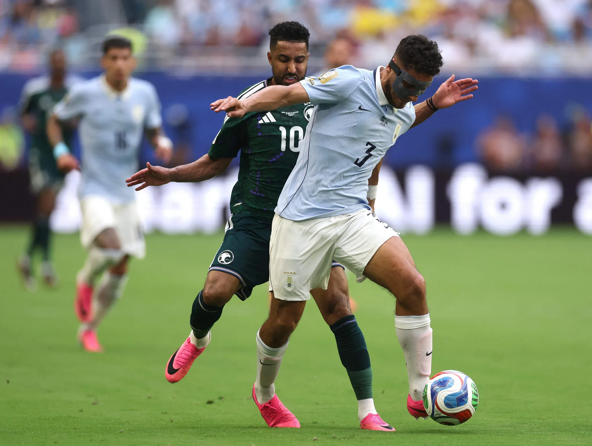 H Grubu'nda puanlar paylaşıldı! Uruguay ile Suudi Arabistan 1-1 berabere kaldı