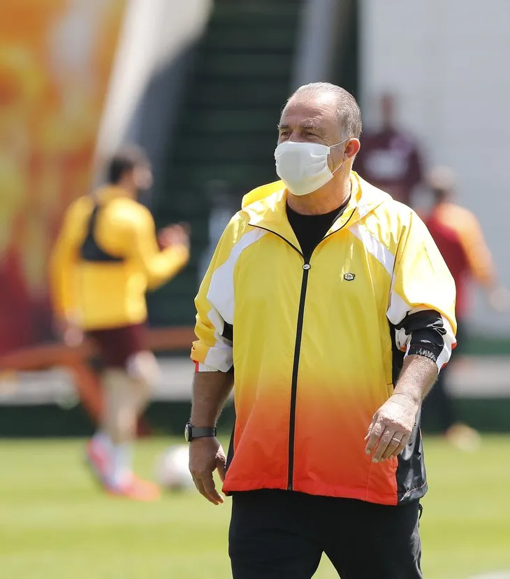 Galatasaray'da Fatih Terim gelişmesi! Haftalar sonra ilk kez sahaya indi