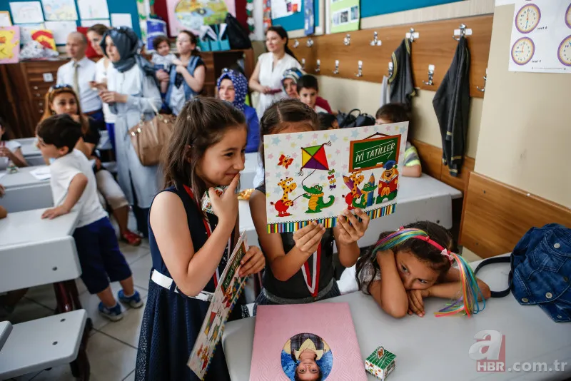 KARNE MESAJLARI RESİMLİ 2024 | Farklı, komik, eğlenceli, esprili, en yeni karne tebrik sözleri | 1. Dönem öğrencilere Instagram, Facebook, Whatsapp mesajları 8