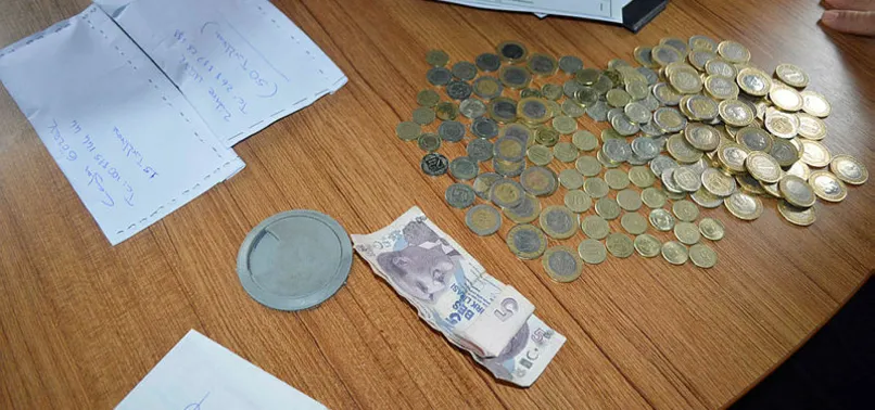 Dilencinin üstünden çıkanlar şaşkına çevirdi