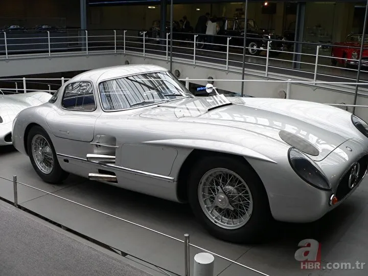 Sadece 2 adet üretilen Mercedes-Benz 300 SLR Uhlenhaut Coupe dünyanın en pahalı otomobili oldu! Açık artırma ile satıldı