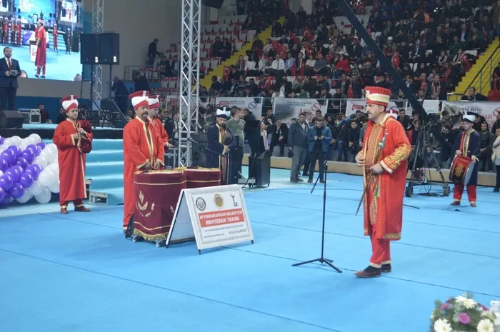 baskan-erdogan-tis-imza-torenine-telefonla-baglandi-secim-arifesinde-imza-torenini-gerceklestirdiginiz-icin-co-1674167635468.jpg Başkan Erdoğan TİS İmza Töreni'ne telefonla bağlandı: Seçim arifesinde imza törenini gerçekleştirdiğiniz için çok mutlu oldum - 4