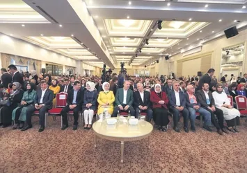 AK Parti tek vücut oldu