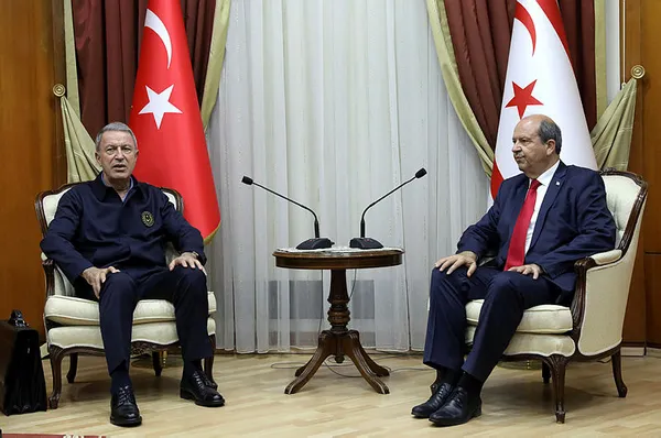Bakan Hulusi Akar ve TSK'nın komuta kademesinden KKTC'ye çıkarma - 1