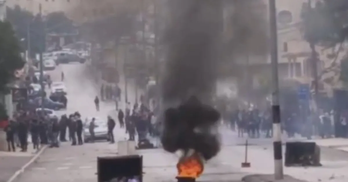 Filistinlilerden protesto! Trump’ın kaos planına karşı sokaklara döküldüler…