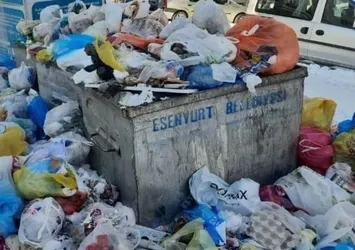 Kar yağdı CHP'li belediyeler çalışmadı! İstanbul çöplüğe döndü: Vatandaş isyan etti