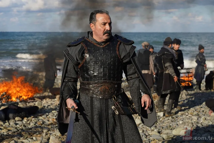 Herkes Adanalı sanıyordu! Kuruluş Orhan'ın Demirhan'ı Mustafa Üstündağ Karadenizli çıktı! 2