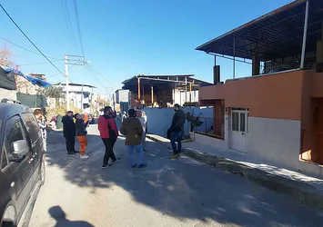 Eşini 25 kez bıçaklayıp fotoğraflarını çekti! İzmir'deki vahşette korkunç detay