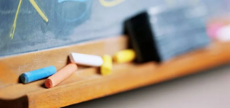 Milyonlarca öğrenciyi ilgilendiriyor! Yarıyıl tatili 1 ay mı olacak, uzatıldı mı? 2024 15 tatil tatil kaç gün sürecek? Lise, ortaokul, ilkokul MEB son gelişmeler...