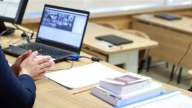 Öğretmen seminerleri ne zaman, nasıl olacak? 2022 öğretmenlerin mesleki çalışma programı online mı, yüz yüze mi olacak?