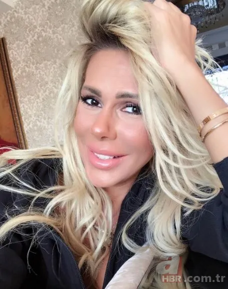 Hande Acar’ın 6.500 €’luk çantası herkesin dilinde 7