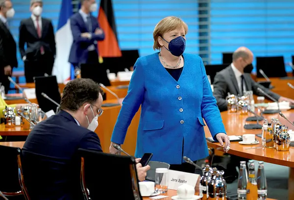 merkelden-belarus-aciklamasi-abnin-yaptirim-kararlarini-savundu-1622487562431.jpg Merkel'den Belarus açıklaması! AB'nin yaptırım kararlarını savundu - 1