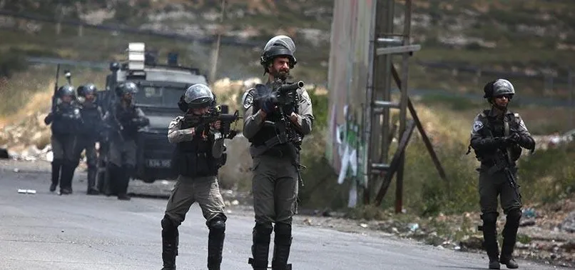 Israil Ordusu 4 Filistin Vatandasini Vurdu