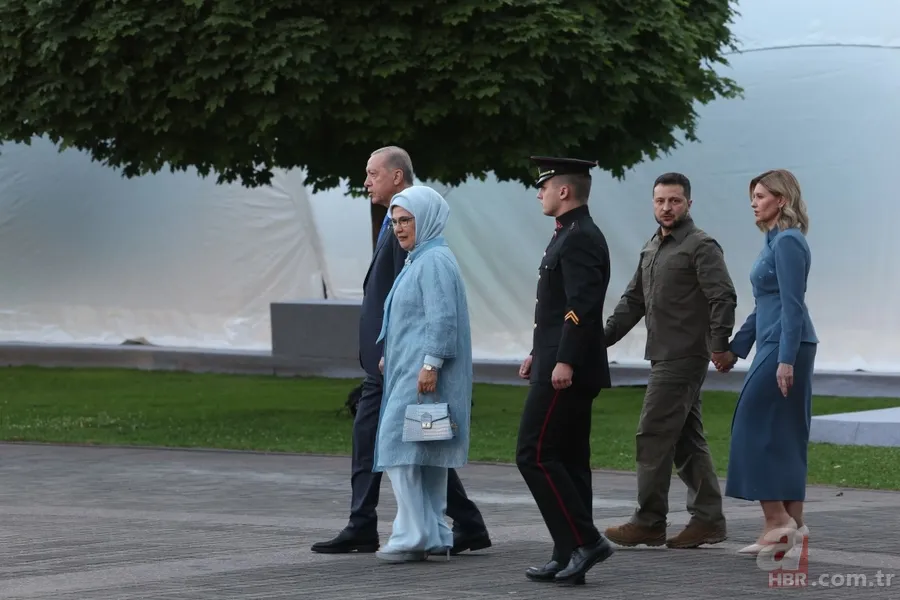 NATO liderleri ve eşleri akşam yemeğinde! Başkan Erdoğan ve eşi Emine Erdoğan da katıldı 16