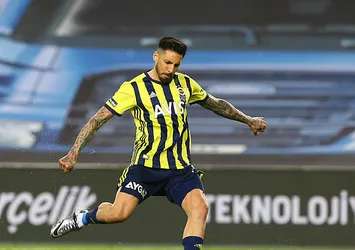 Son dakika | Fenerbahçe'ye bir kötü haber daha! Sosa da ayrılmak istiyor