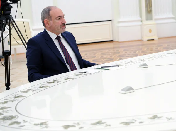 rusyada-karabag-zirvesi-aliyev-ve-pasinyan-moskovada-1610372672210.jpg Rusya'da 'Karabağ' zirvesi! Aliyev ve Paşinyan Moskova'da - 8