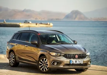 Fiat Egea Station Wagon satışa sunuldu