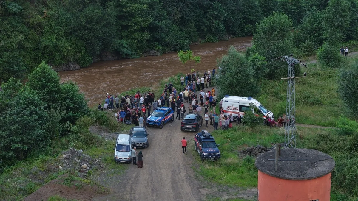 Giresun'da sağanak sonrası sel felaketi! Anne ve 2 kızı kayboldu: Acı haber geldi