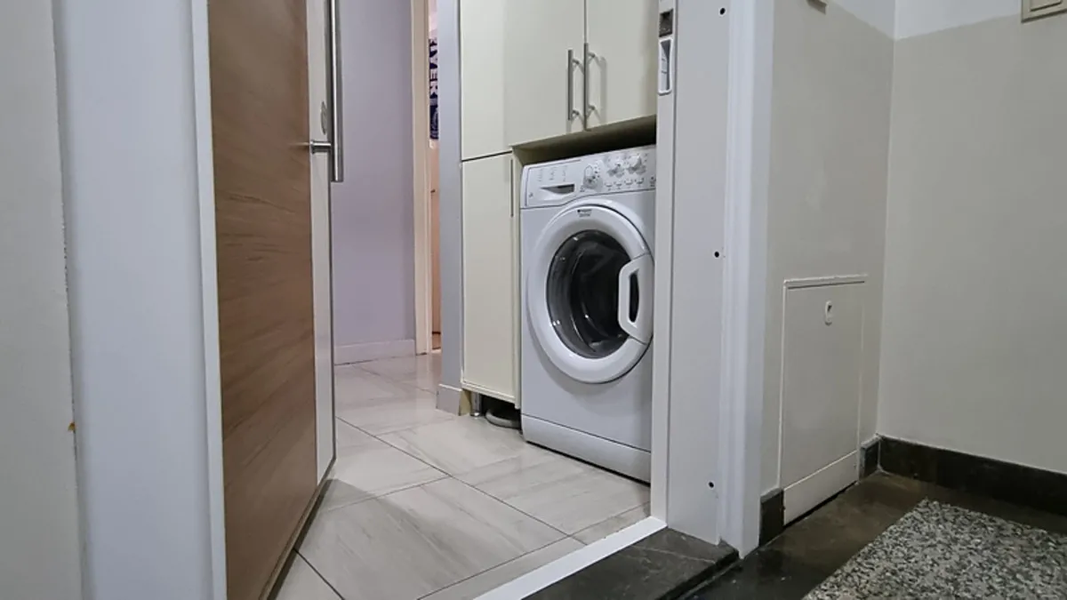 Çamaşır makinesi evin içinde yürüdü! Bakın ne yaptı...