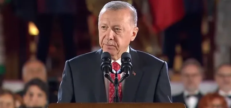 Zaferin yıl dönümünde Yunanistan'a net mesaj! Başkan Erdoğan: Ne dengimizsiniz ne de muhatabımız