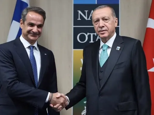 Son dakika | NATO’da kritik zirve! Başkan Erdoğan Miçotakis ile görüştü! İşte masadaki konular