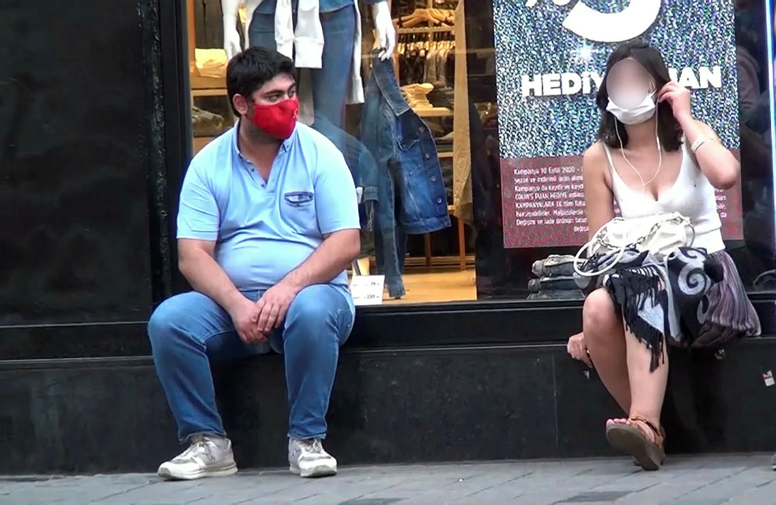 İstiklal Caddesi'nde genç kadını adım adım takip etmişti | O tacizci sapık için flaş karar...