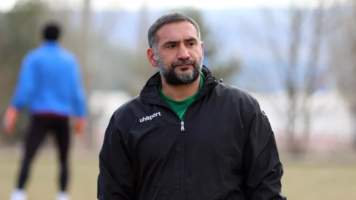 Eski milli futbolcu Ümit Karan ilk duruşmada tahliye edildi