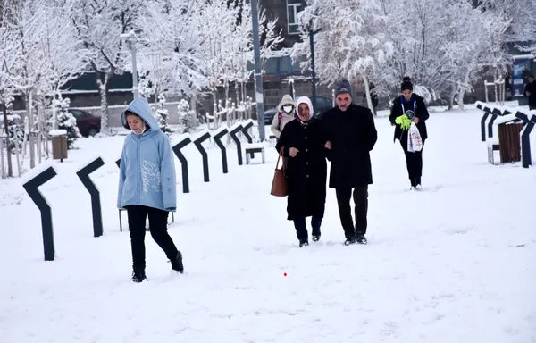 1638074156333.jpg İstanbul'un yanı başına kar uyarısı geldi! Tüm Türkiye'yi etkisi altına alacak | 28 Kasım hava durumu İstanbul, Ankara, İzmir - 2