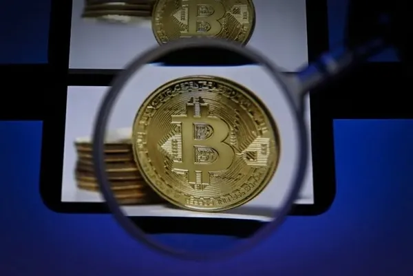 Kripto para bir yuvayı daha yıktı! Zorla eşinin 8 bileziğini alan kocaya mahkemede büyük şok - 1