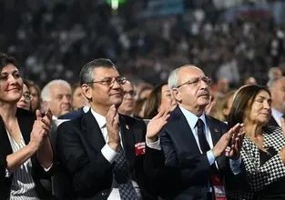 CHP'de şaibeli kurultay davasına erteleme kararı