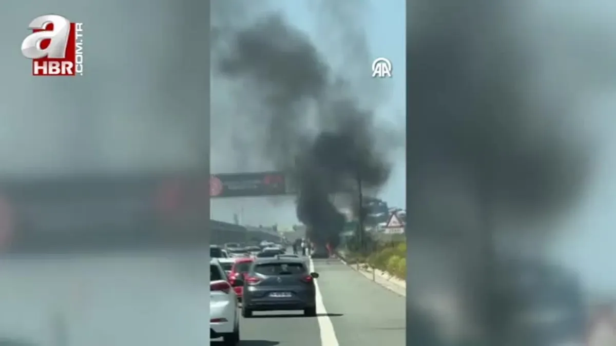 Seyir halindeki otomobil yandı