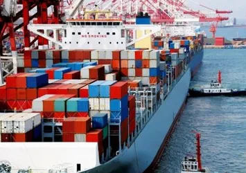 Dış ticaret açığı Mayıs'ta yüzde 76,5 azaldı