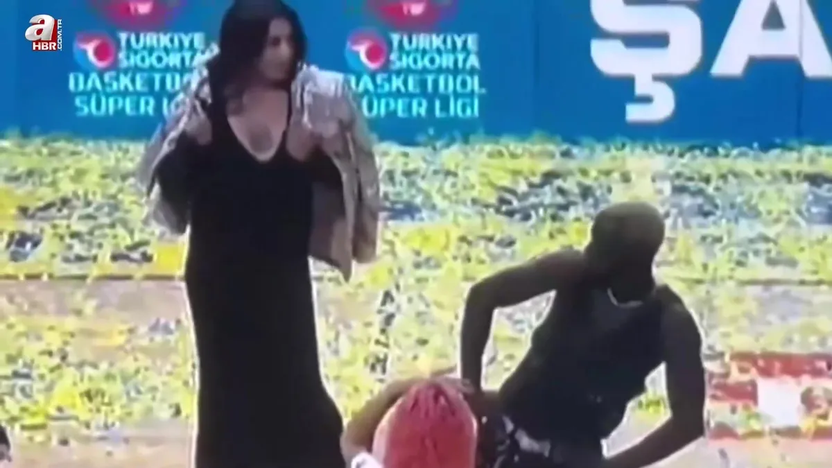 Fenerbahçe'de travesti krizi