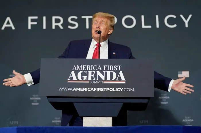 ticaret-savasi-kizisti-trumptan-tarifeleri-ikiye-katlama-karari-1741071233961.jpg ABD Başkanı Donald Trump (AFP)