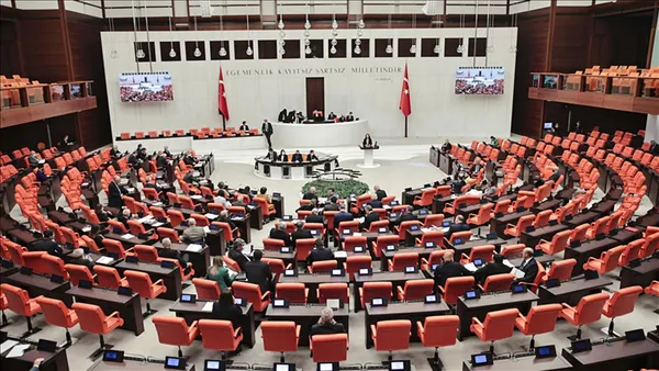 katar-tezkeresi-kabul-edildi-1664980450923.jpg Katar Tezkeresi kabul edildi - 1