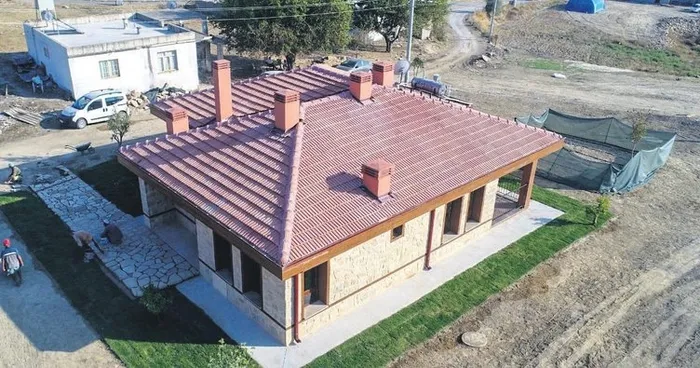 Son dakika: Almanya 2 ay oldu elektrik veremedi! Türkiye 15 günde ev yaptı - 4