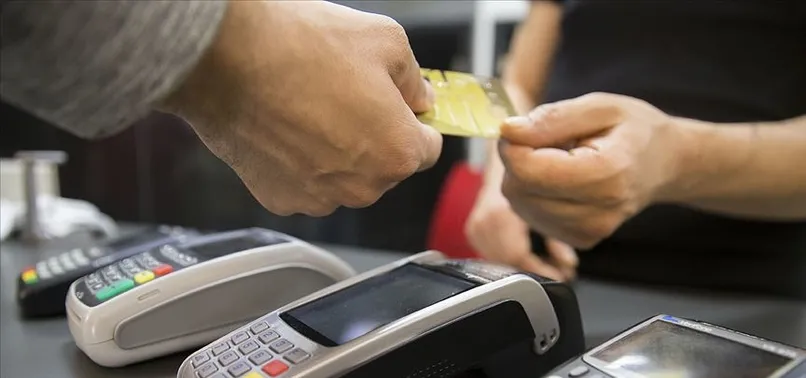 Kredi kartı ile internetten alışveriş yapanlar şokta! 100 bine yakın kredi kartının bilgileri...