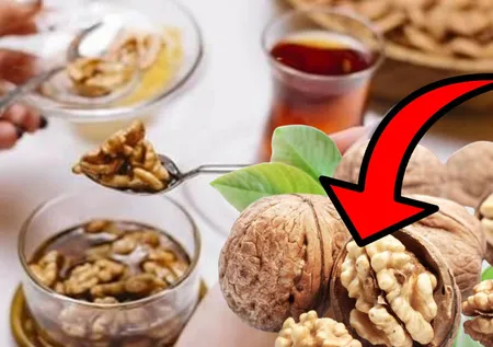 Cevizi değil zarını kaynatın! Öksürük, balgam, enfeksiyon ne varsa bıçak gibi kesiyor