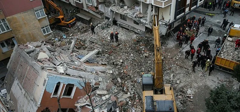 Son dakika: Bahçelievler'deki binanın çökme anı ortaya çıktı!