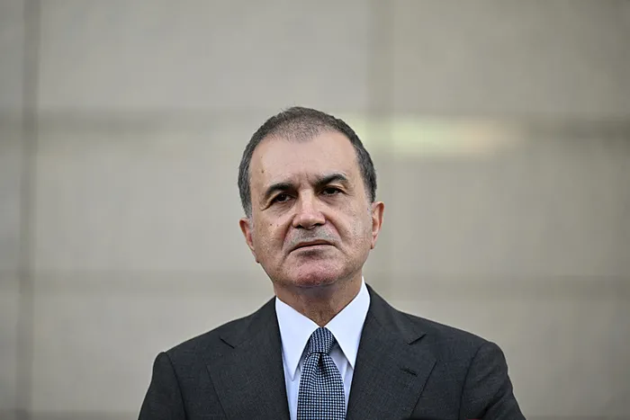 baskan-erdogan-ozgur-ozel-gorusmesi-sonrasi-ak-parti-sozcusu-celikten-flas-aciklamalar-1718124197333.jpg Başkan Erdoğan - Özgür Özel görüşmesi sonrası AK Parti Sözcüsü Çelik'ten flaş açıklamalar | CHP'den de 'olumlu' karşılık - 1