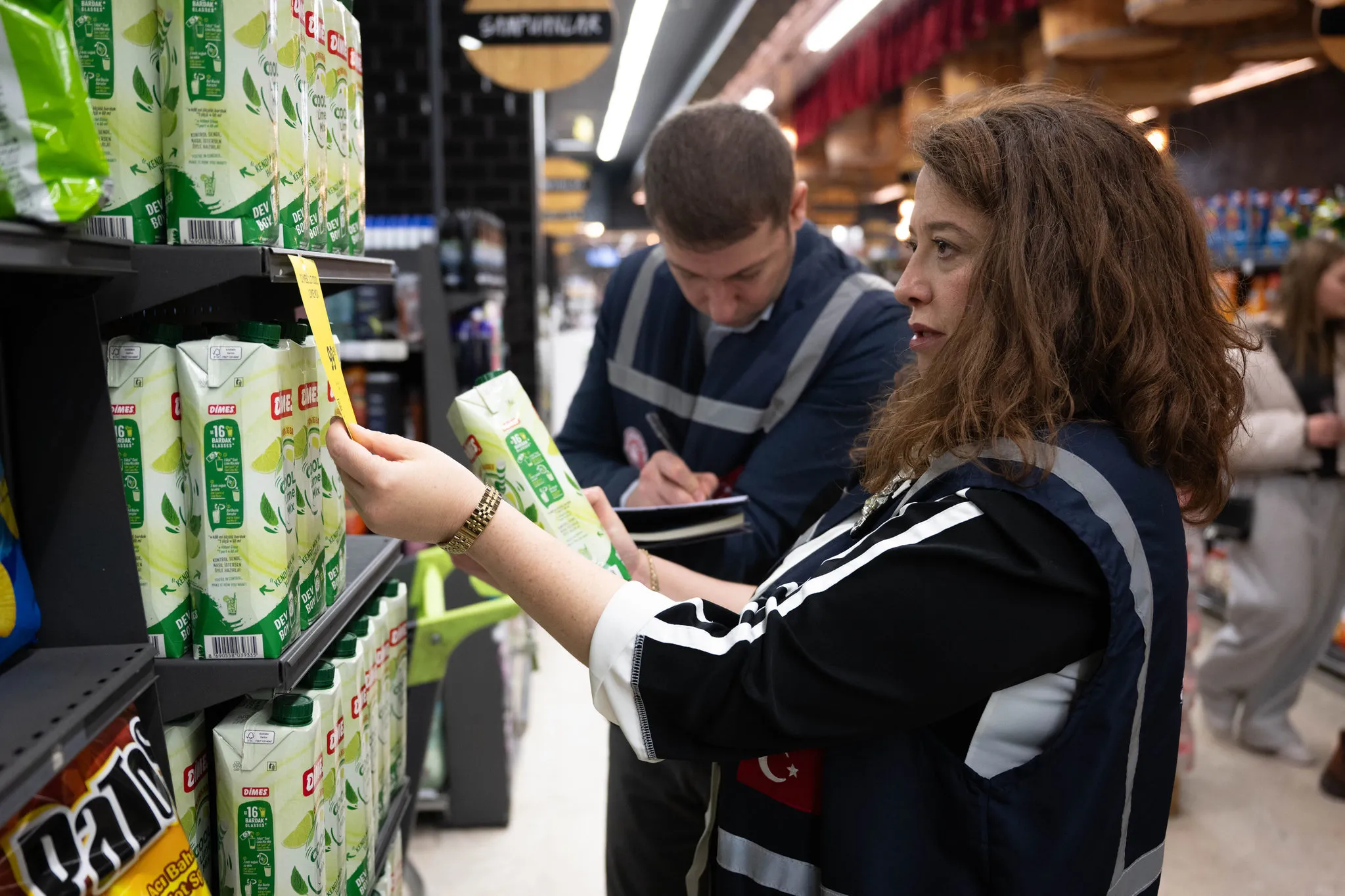 Ayvayı değil vatandaşı yediler! Tarlada 30 rafta 225 TL