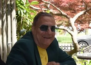 Mehmet Ali Erbil kendini sansürledi! Muhabirlerden kaçan Mehmet Ali Erbil konuşmamak için bakın ne yaptı