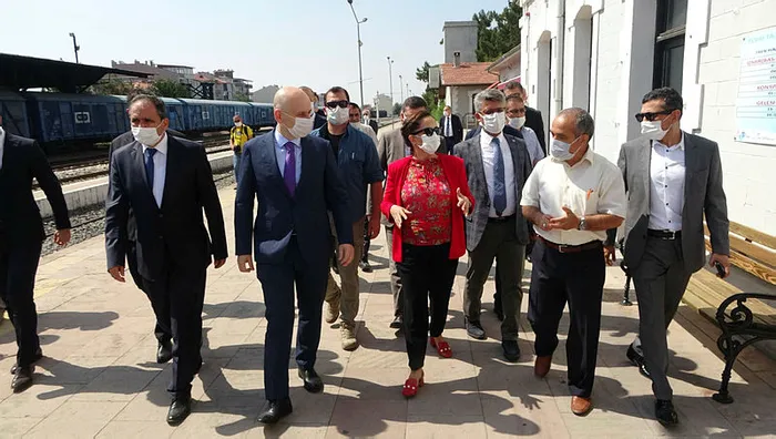 Bakan Karaismailoğlu Uşaklı vatandaşlara müjdeyi verdi: Önümüzdeki yıl açmak bizlere nasip olacak - 2