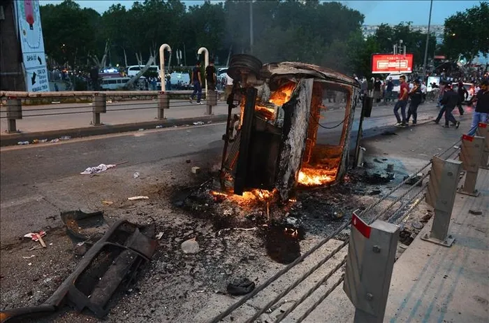 AK Parti hükümetine karşı ilk sokak eylemi: Gezi kalkışması
