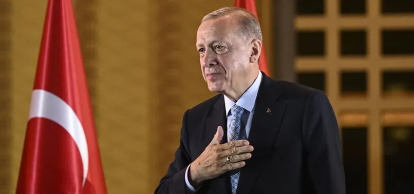 Başkan Erdoğan'dan Külliye'de önemli kabuller Başkan Erdoğan'dan Külliye'de önemli kabuller