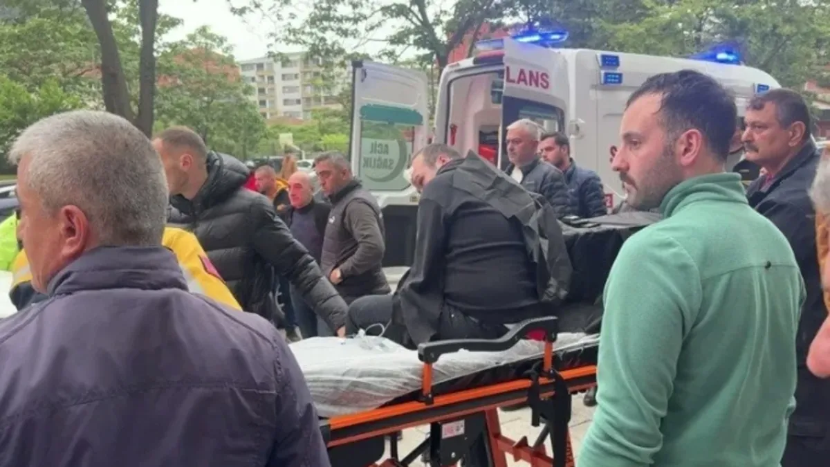 Zonguldak’ta market çalışanı kolunu kıyma makinesine kaptrıdı!