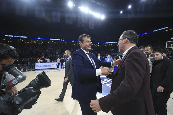 anadolu-efesin-final-fourdaki-rakibi-kim-maclar-hangi-gun-oynanacak-1651698117931.jpg Anadolu Efes'in Final-Four'daki rakibi kim? Maçlar hangi gün oynanacak? - 2